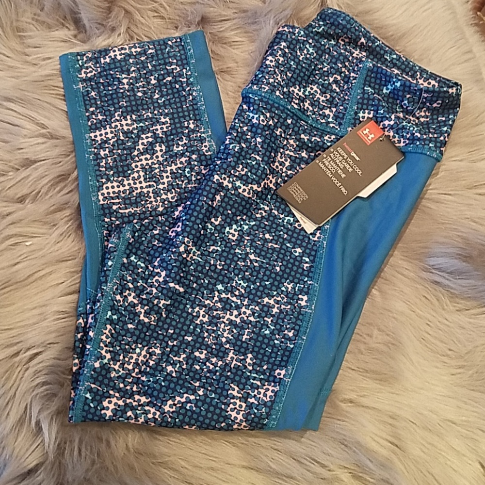 Under Armour printed capri leggings